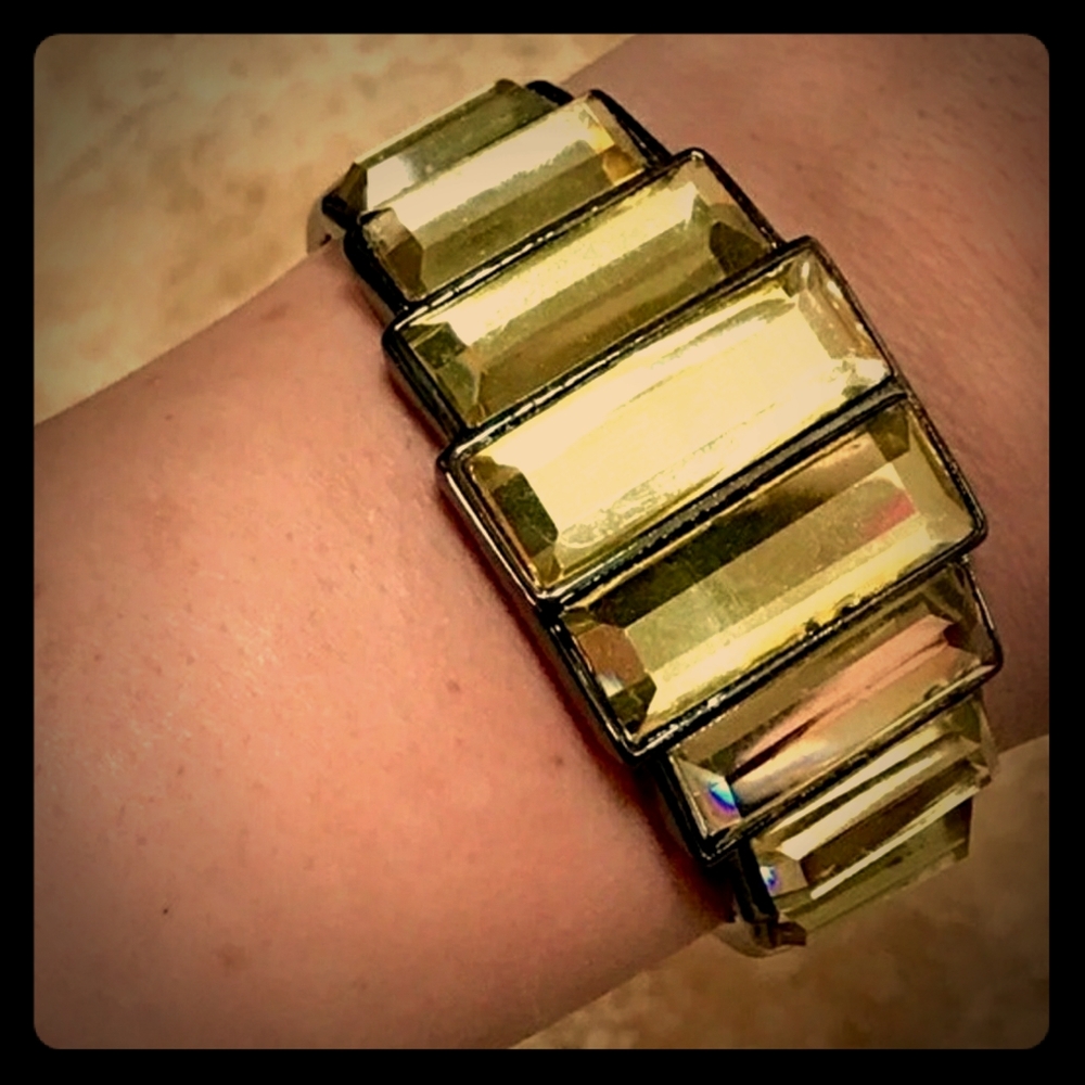 Anthropologie Baguette